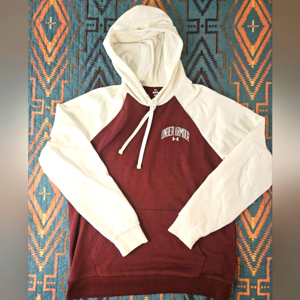 Hoodie. Under Armour